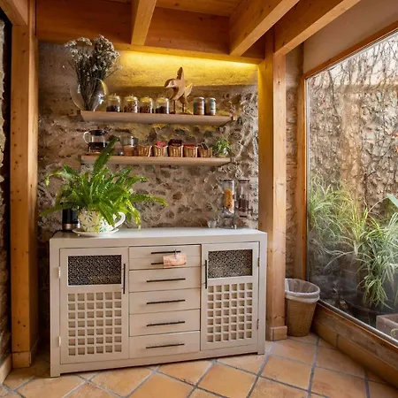 Boutique Niu De Sol - Designed For Adults Hotel Palau Saverdera